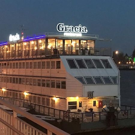 Botel Gracia Bratislava Ngoại thất bức ảnh