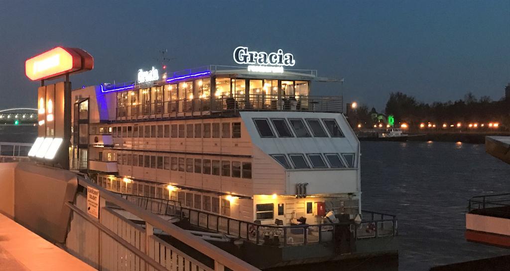 Botel Gracia Bratislava Ngoại thất bức ảnh